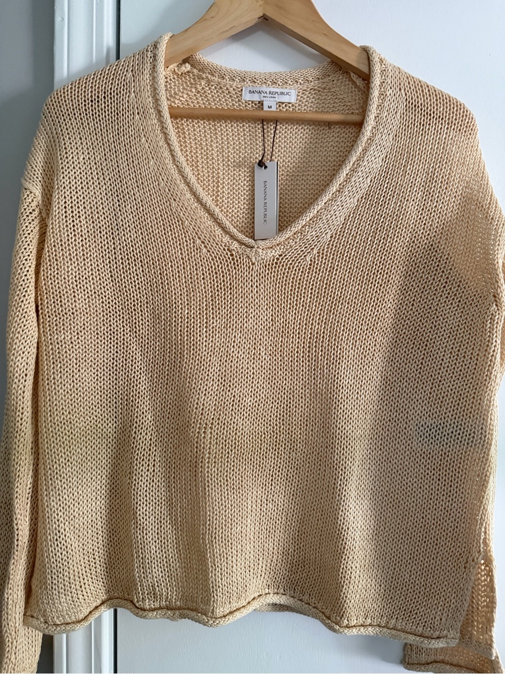 Banana Republic Yellow Cream V Neck Sweater - Picture 3 of 7